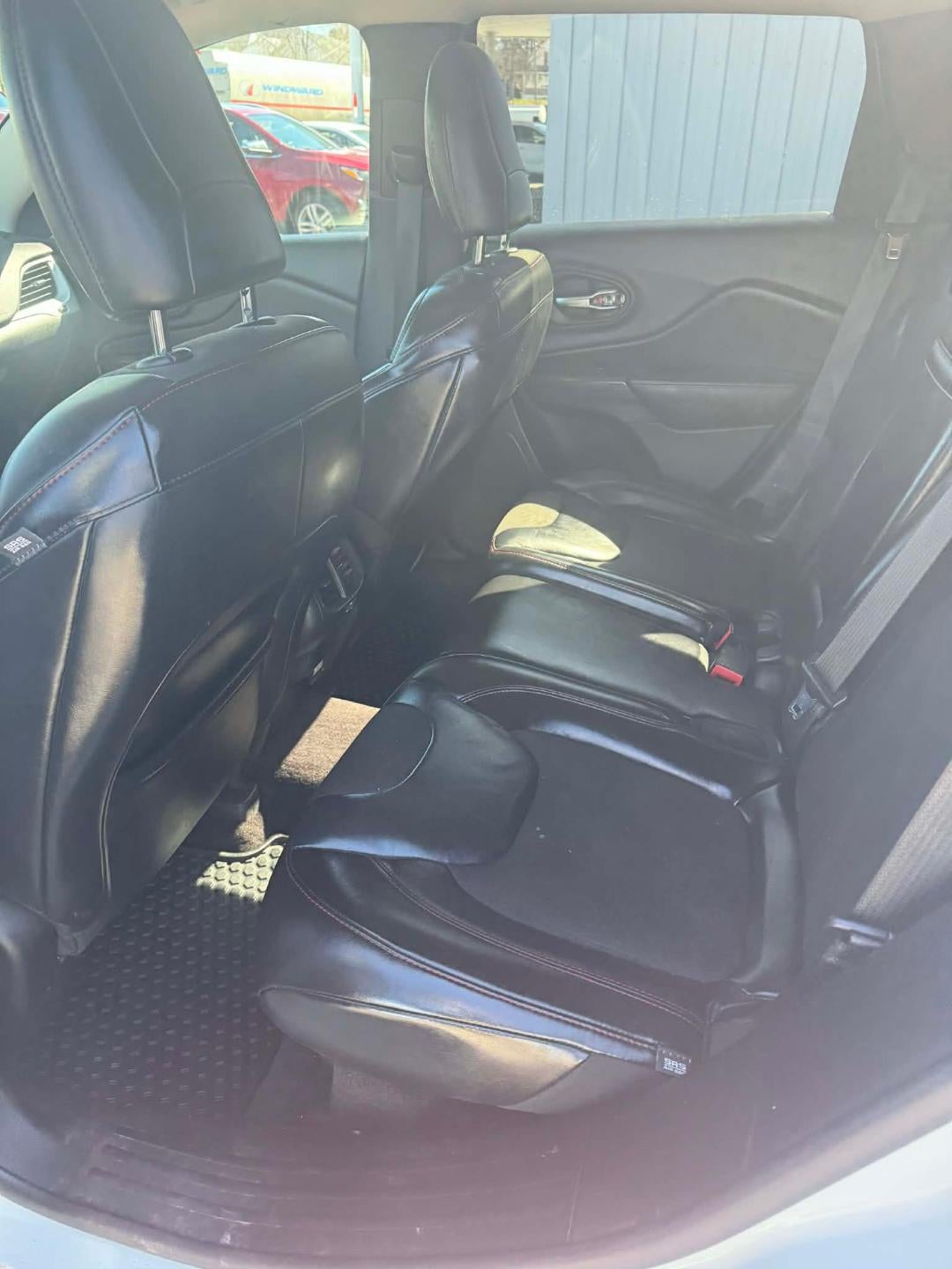 2017 Jeep Cherokee Trailhawk 4x4 *Ltd Avail*
