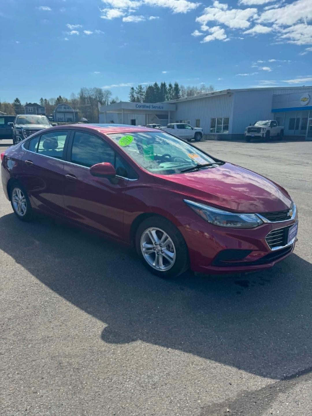2017 Chevrolet Cruze Sedan LT (Automatic)