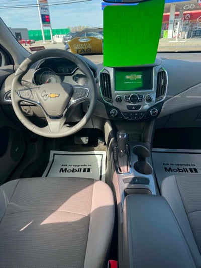 2017 Chevrolet Cruze Sedan LT (Automatic)