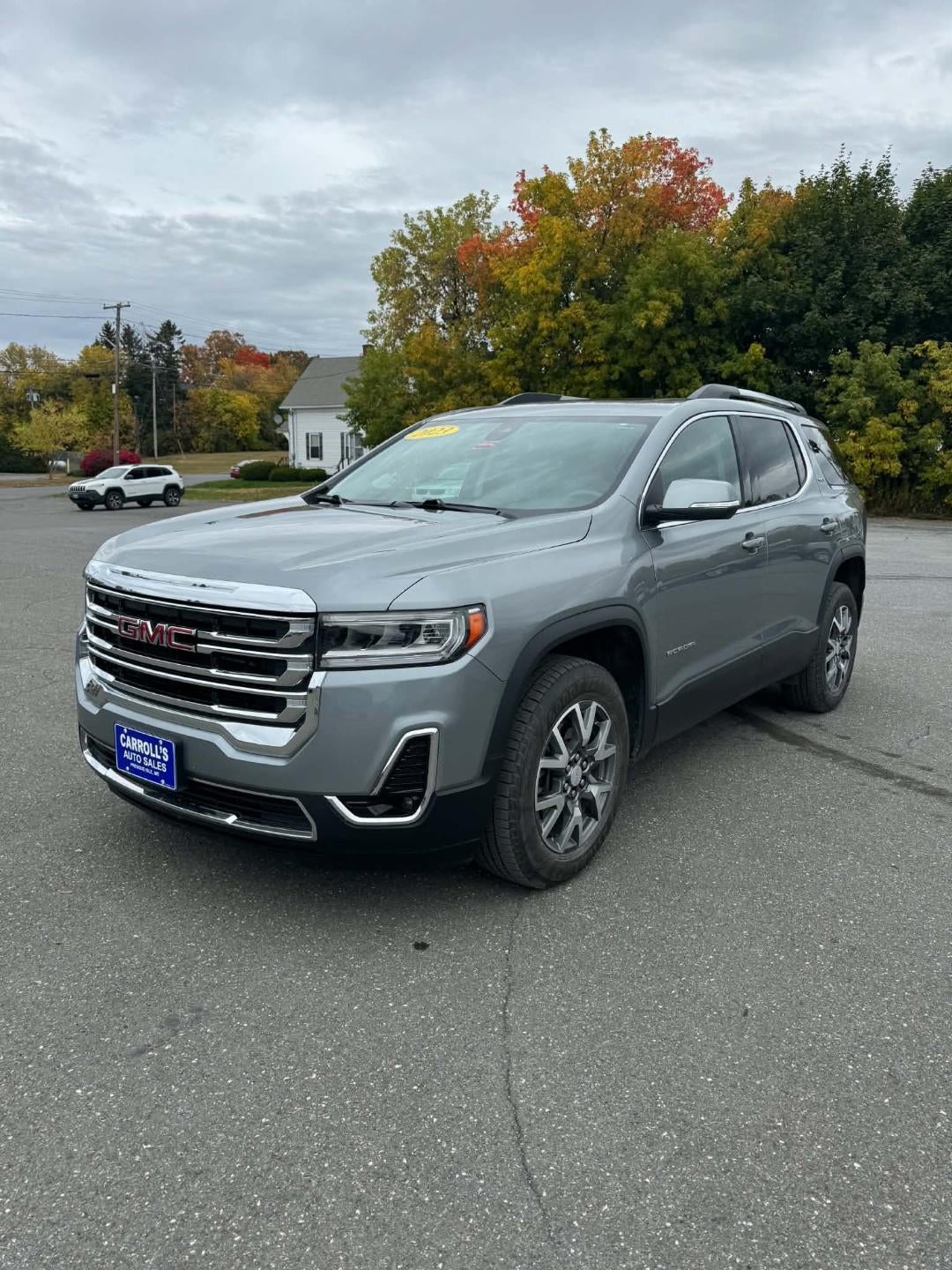2023 GMC Acadia AWD SLT