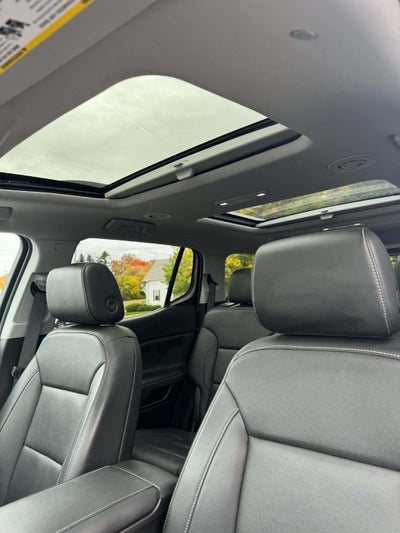 2023 GMC Acadia AWD SLT