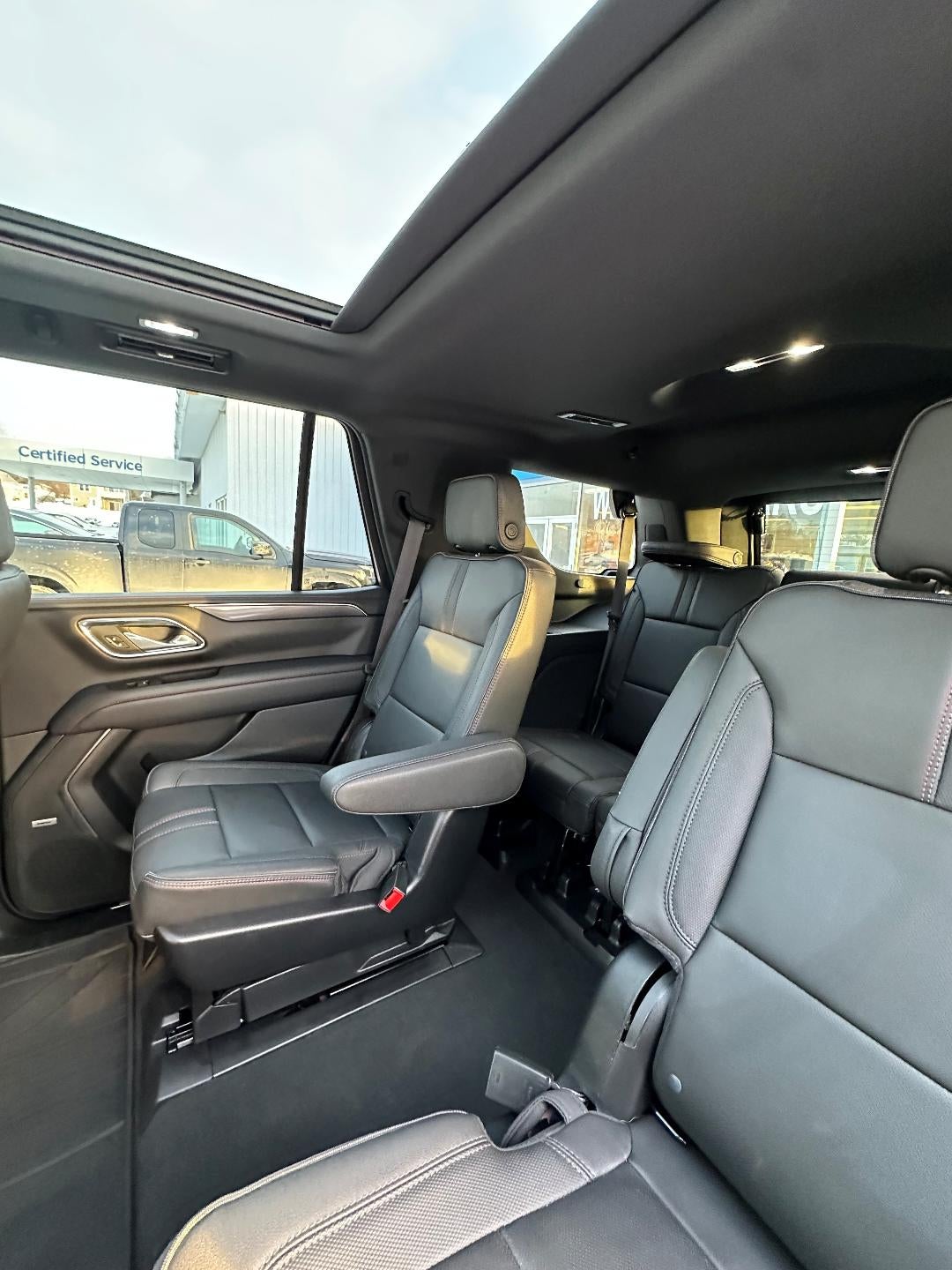 2022 Chevrolet Tahoe 4WD RST