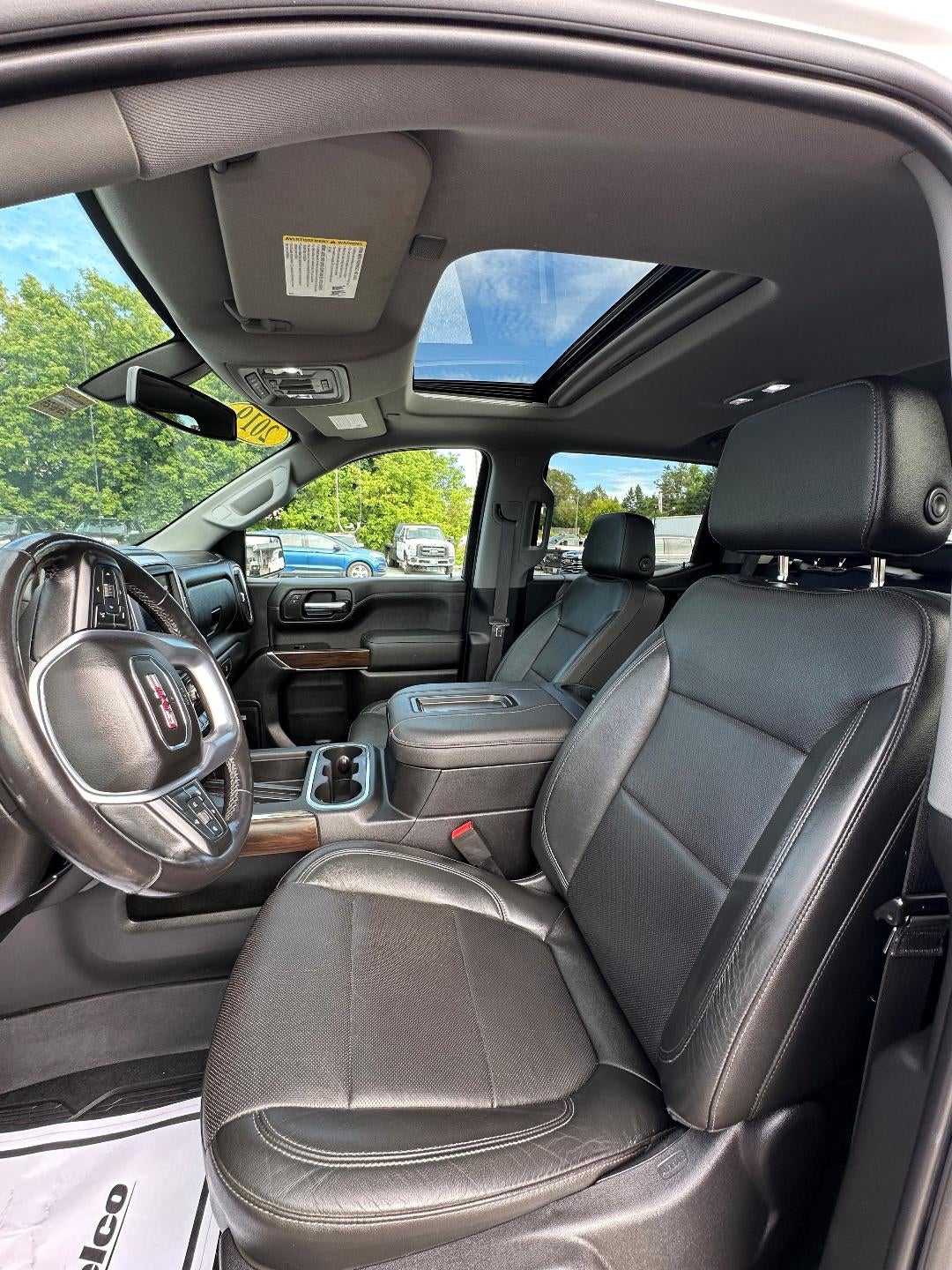 2019 GMC Sierra 1500 Crew Cab Short Box 4-Wheel Drive SLT