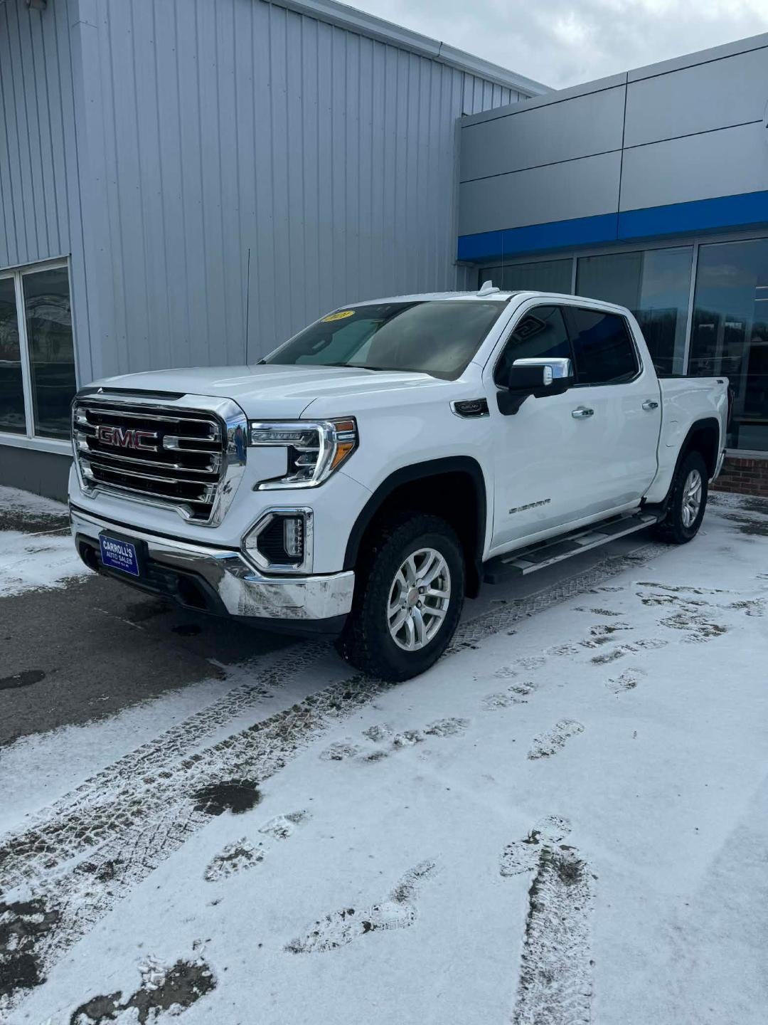 2021 GMC Sierra 1500 Crew Cab Short Box 4-Wheel Drive SLT