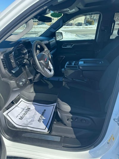 2024 GMC Sierra 1500 Crew Cab Short Box 4-Wheel Drive SLE