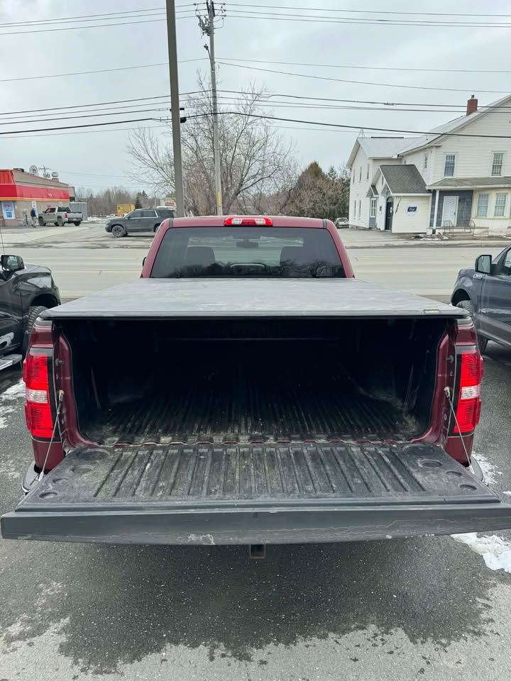 2014 GMC Sierra 1500 Double Cab Standard Box 4-Wheel Drive SLE