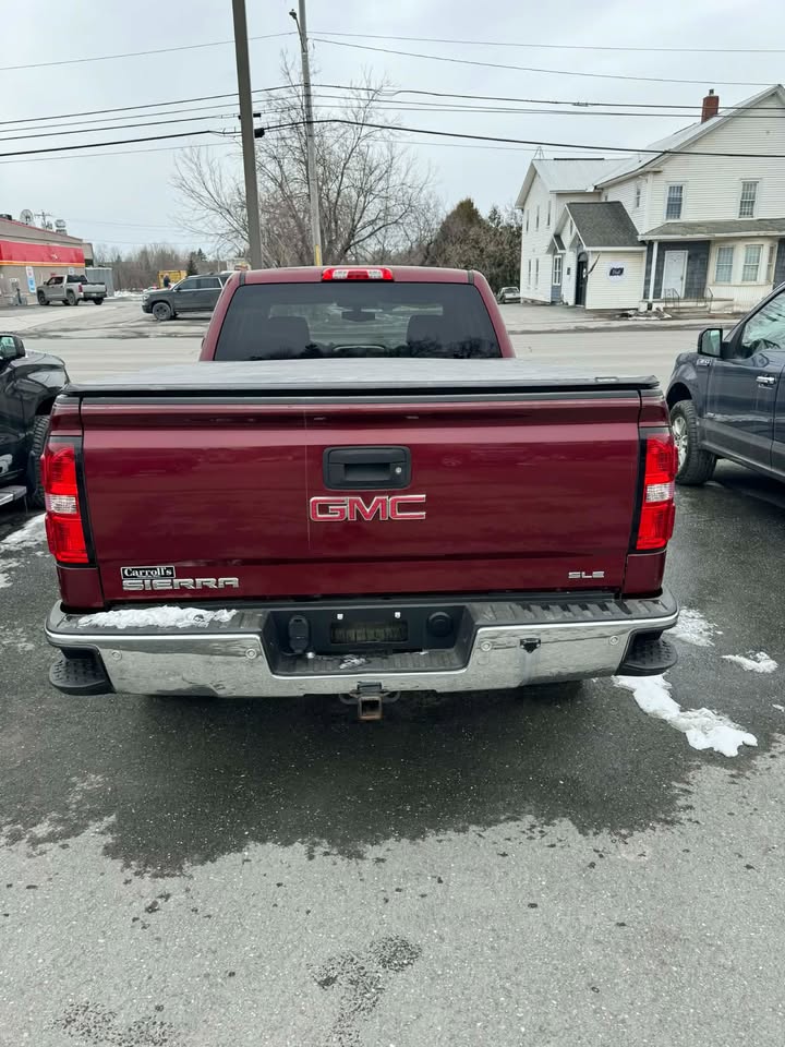 2014 GMC Sierra 1500 Double Cab Standard Box 4-Wheel Drive SLE