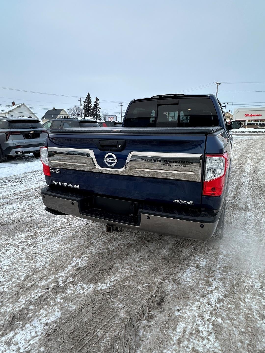 2018 Nissan Titan 4x4 Crew Cab S