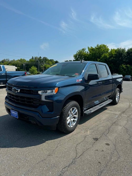 2022 Chevrolet Silverado 1500 Crew Cab Short Box 4-Wheel Drive RST