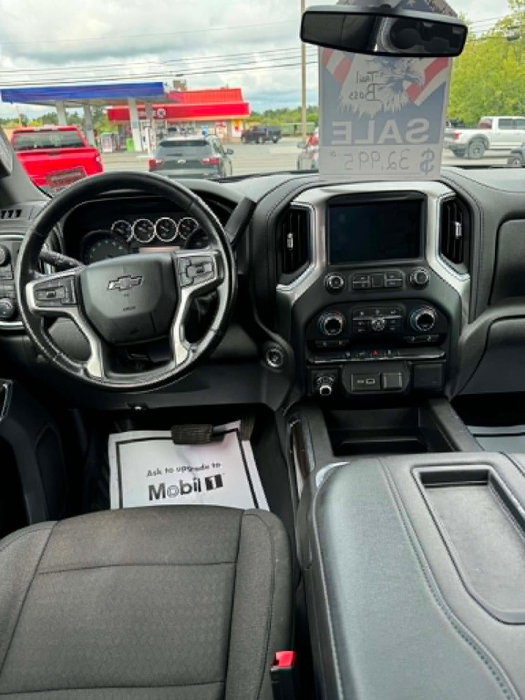 2021 Chevrolet Silverado 1500 Crew Cab Short Box 4-Wheel Drive LT Trail Boss