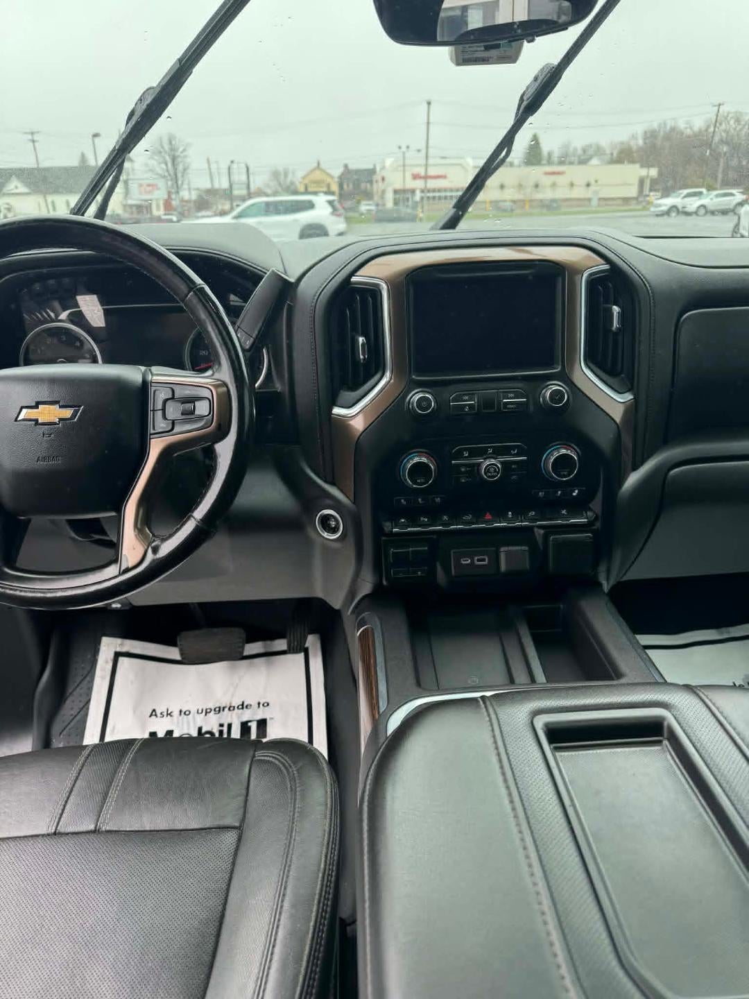 2020 Chevrolet Silverado 1500 Crew Cab Short Box 4-Wheel Drive High Country
