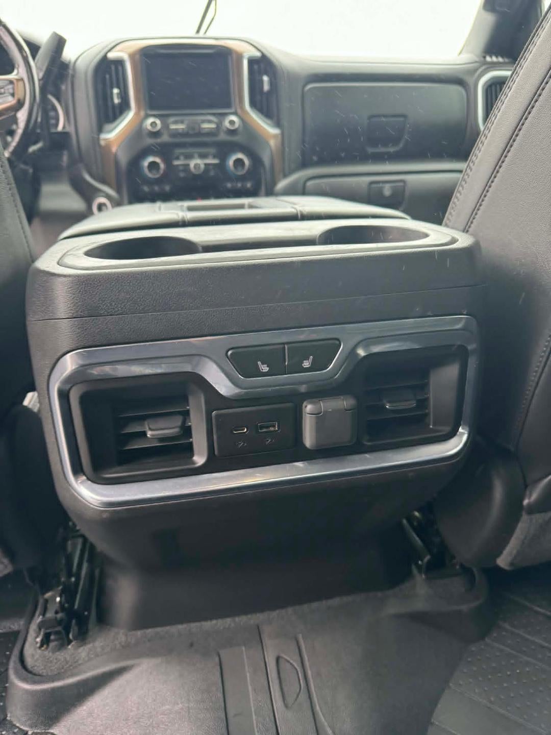 2020 Chevrolet Silverado 1500 Crew Cab Short Box 4-Wheel Drive High Country