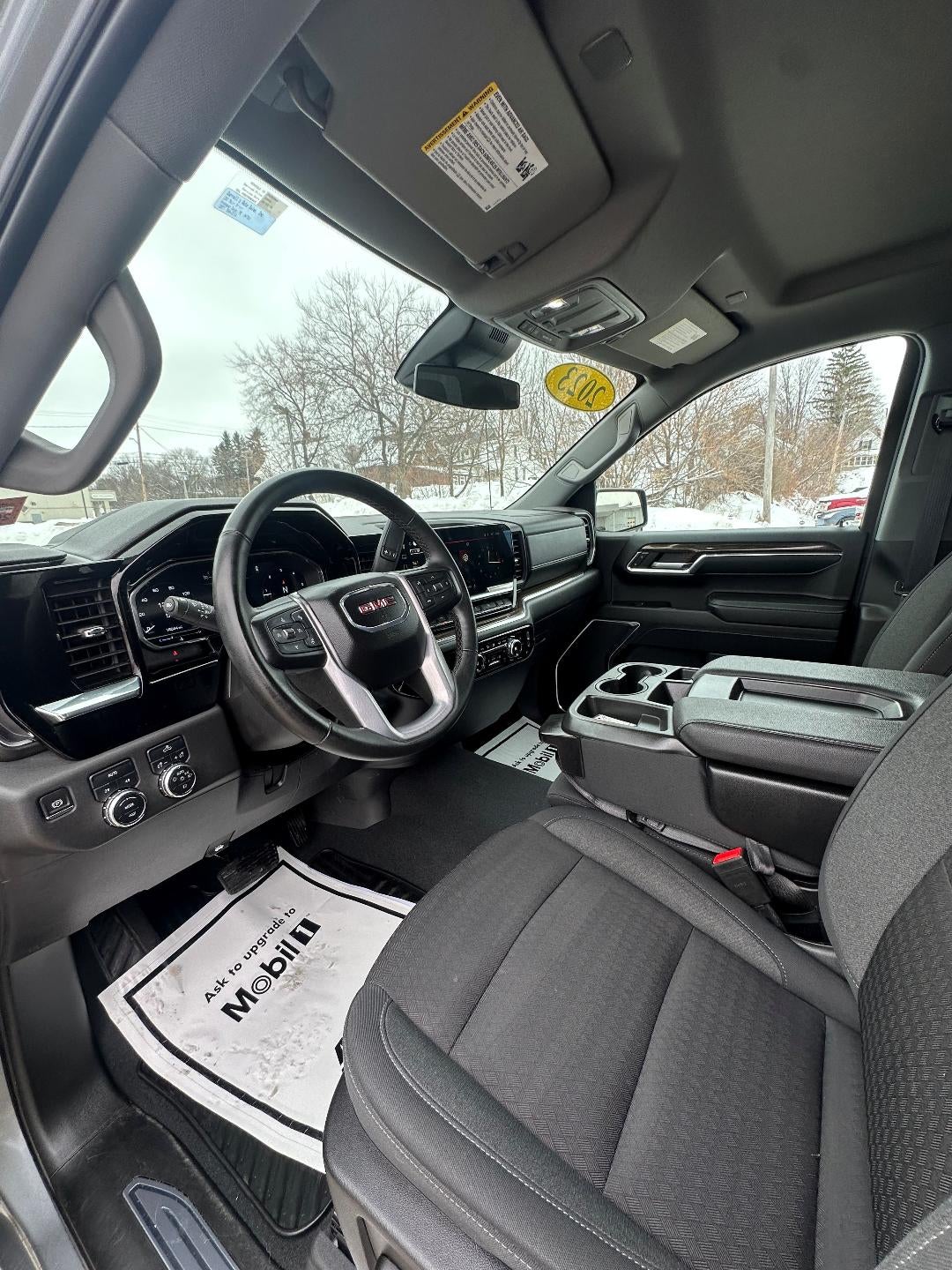 2023 GMC Sierra 1500 Crew Cab Short Box 4-Wheel Drive Elevation 3VL