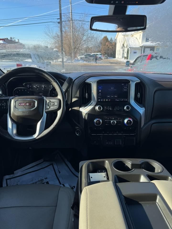 2021 GMC Sierra 1500 Crew Cab Short Box 4-Wheel Drive SLT