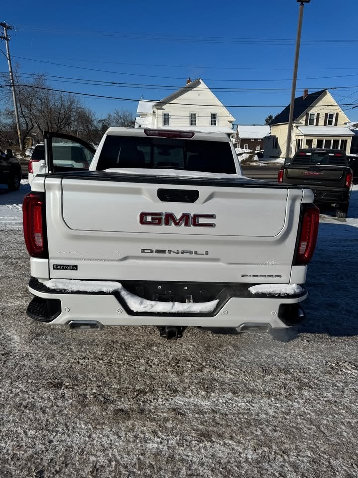 2022 GMC Sierra 1500 Limited Crew Cab Short Box 4-Wheel Drive Denali