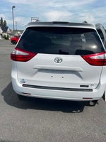 2019 Toyota Sienna LE FWD 8-Passenger (Natl)