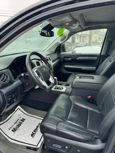 2020 Toyota Tundra 4WD 4WD Platinum CrewMax 5.5' Bed 5.7L (Natl)