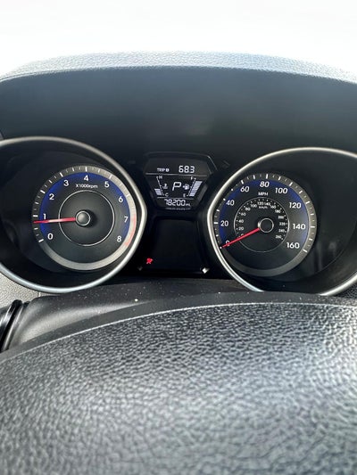 2014 Hyundai Elantra 4dr Sdn Auto SE